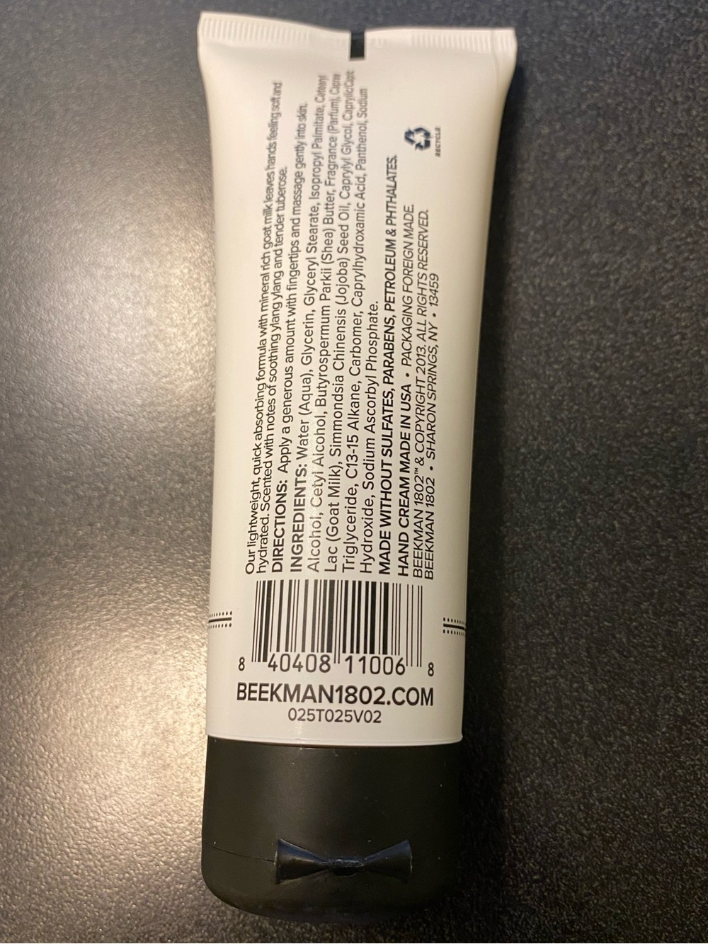 Beekman 1802 White and Black Ylang Ylang & Tuberose Hand Cream - Picture 3 of 5